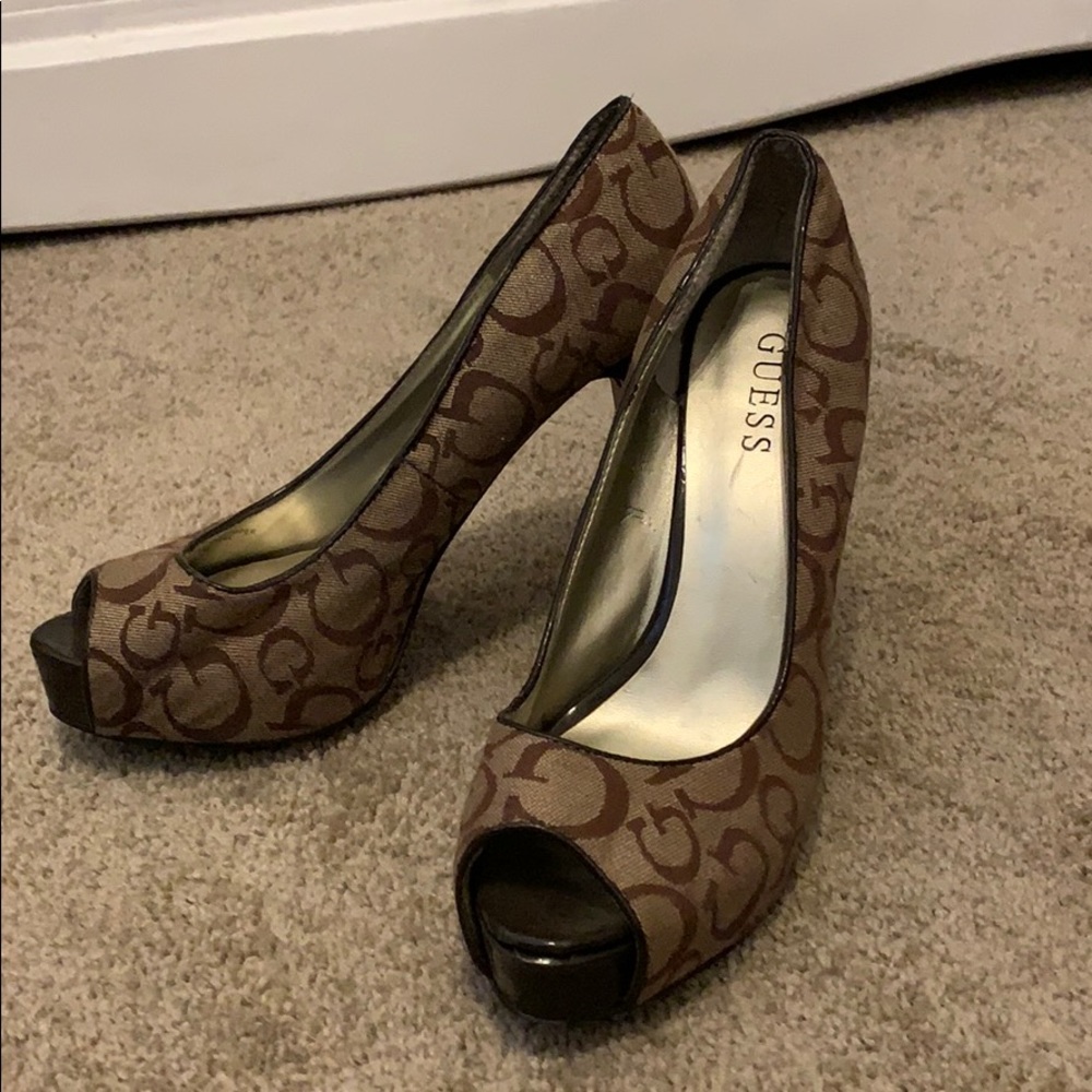 Guess G Brown Heels